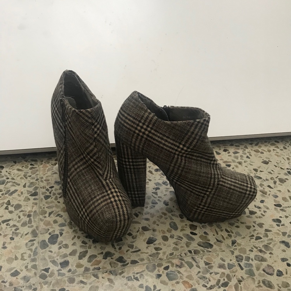 Boots ankle